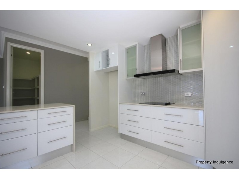 19 Kahana Avenue, Burdell QLD 4818