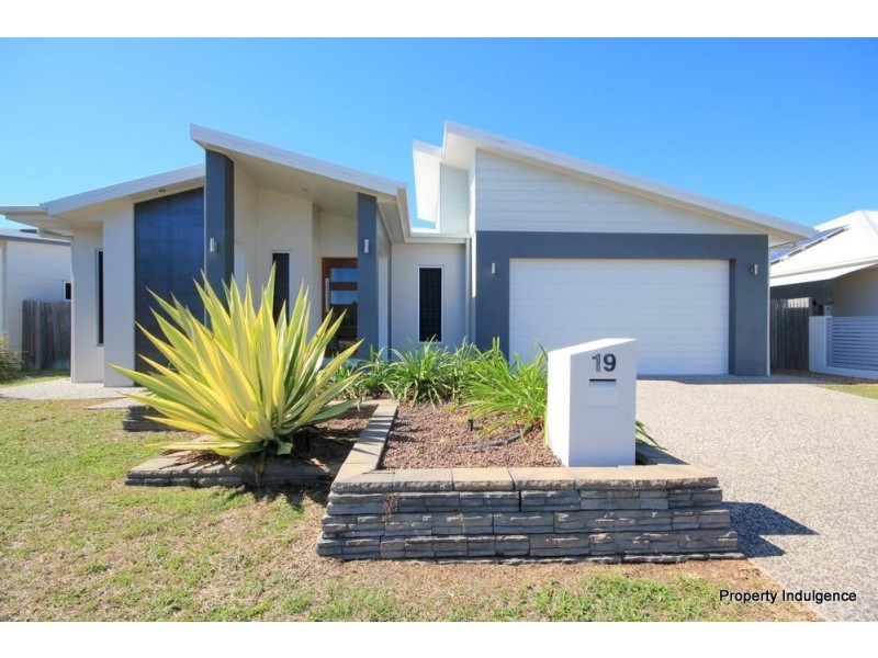 19 Kahana Avenue, Burdell QLD 4818