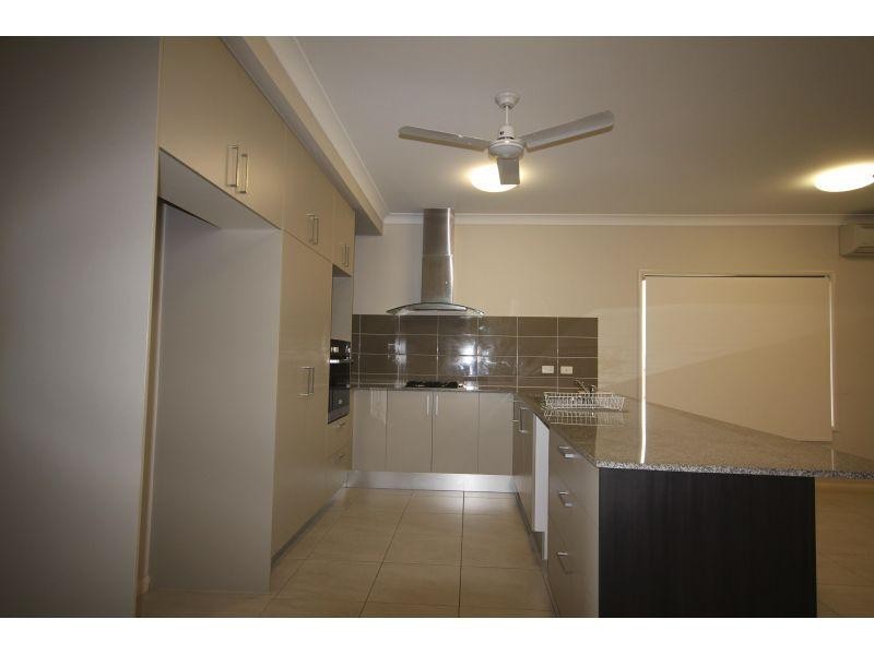 81 Willowbank Drive, Kirwan QLD 4817