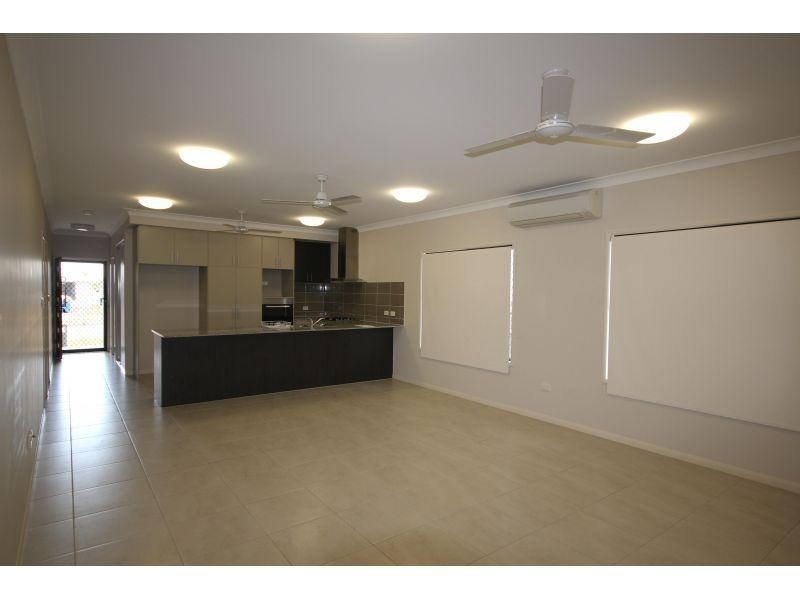 81 Willowbank Drive, Kirwan QLD 4817