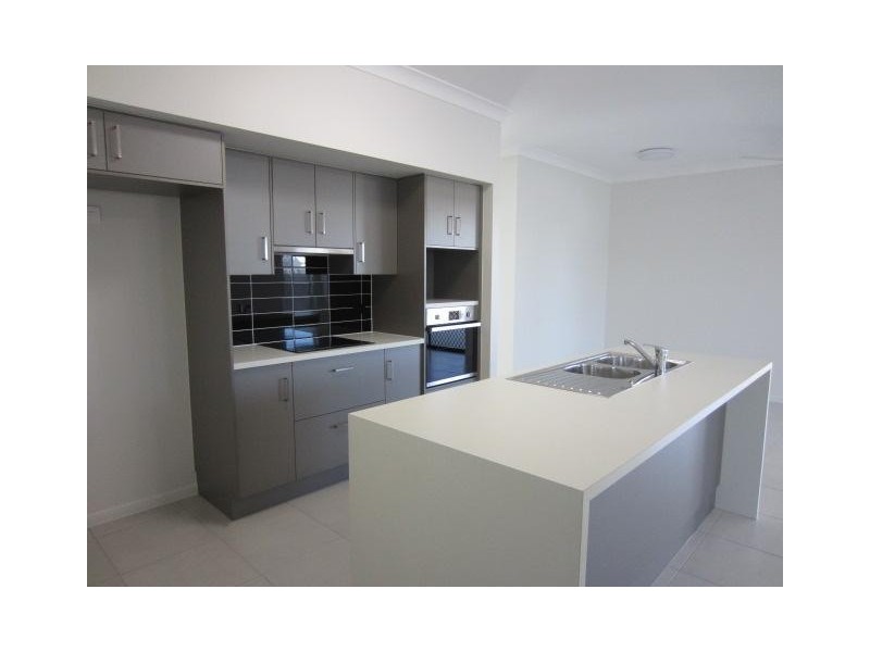 7 Madonis Way, Burdell QLD 4818