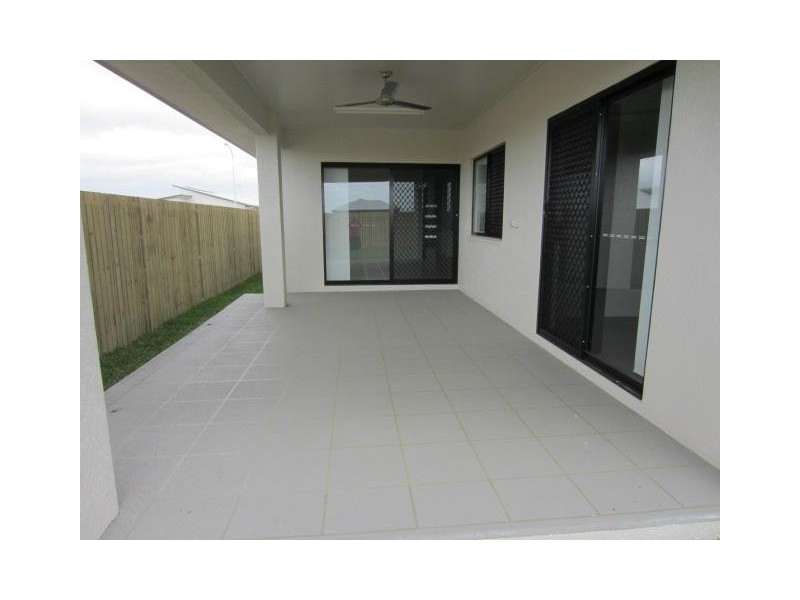 7 Madonis Way, Burdell QLD 4818