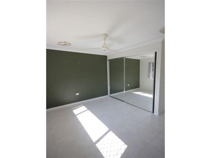 17 Hammond Way, Kelso QLD 4815