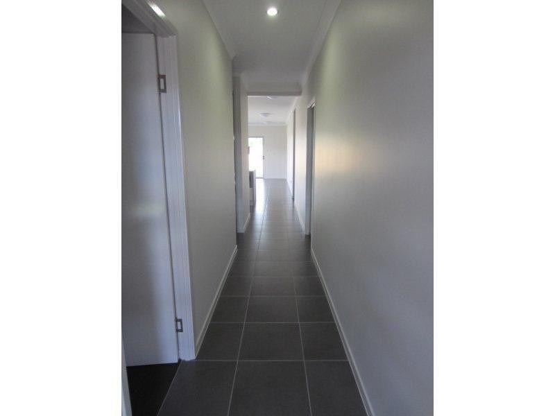 125 Daydream Circuit, Burdell QLD 4818