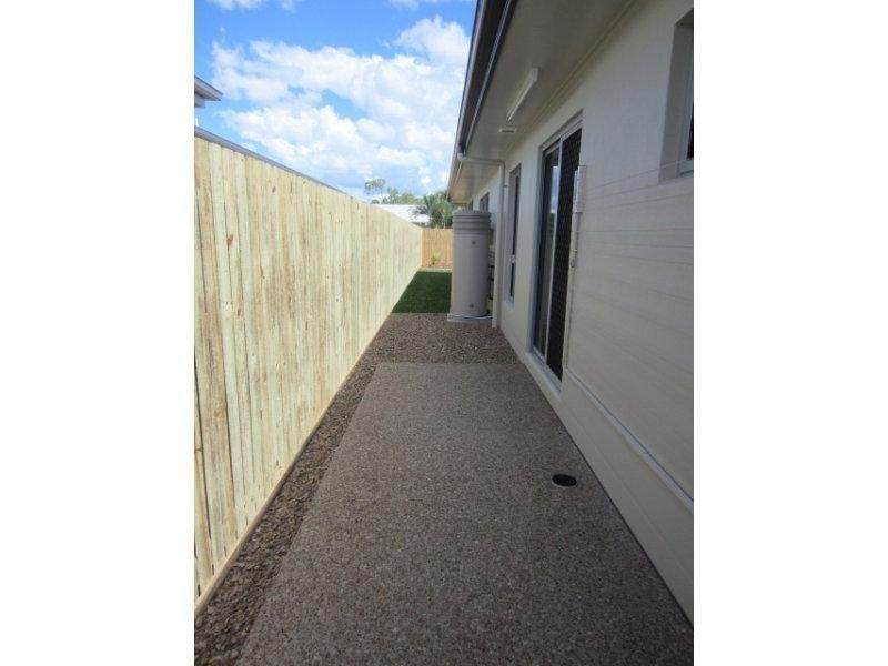 125 Daydream Circuit, Burdell QLD 4818