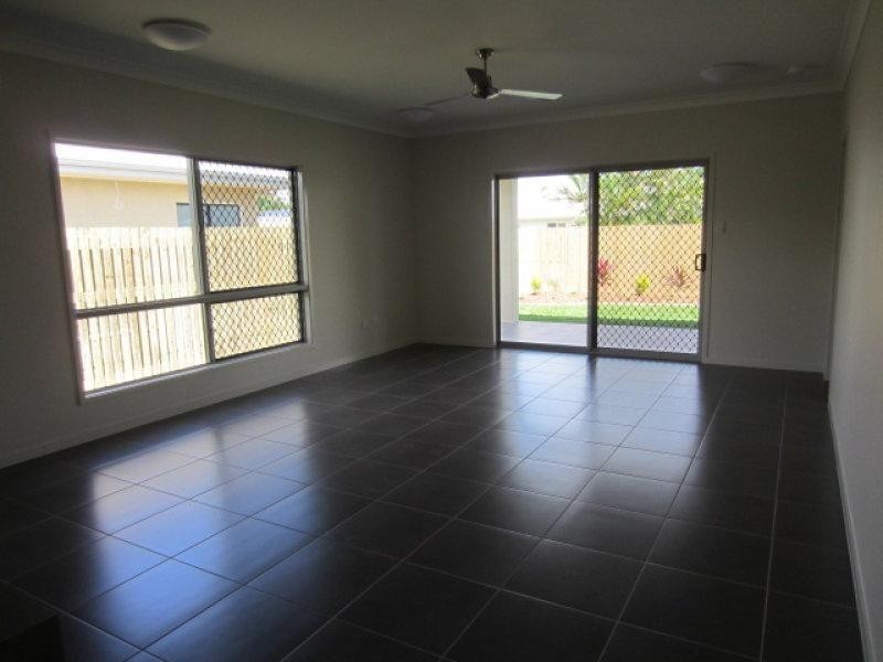 125 Daydream Circuit, Burdell QLD 4818