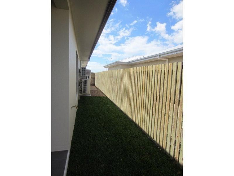 125 Daydream Circuit, Burdell QLD 4818