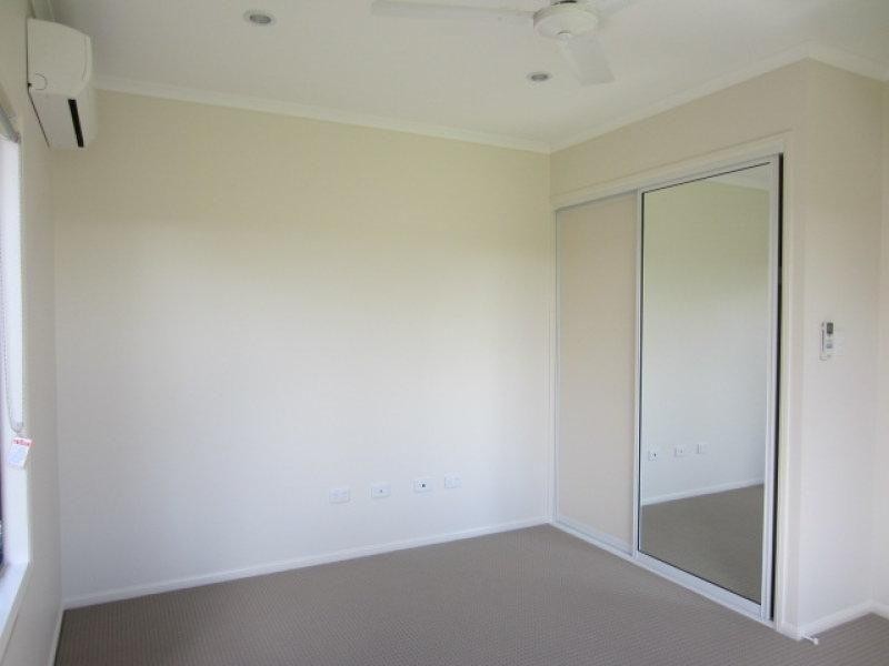 8 Jarvis Street, Burdell QLD 4818