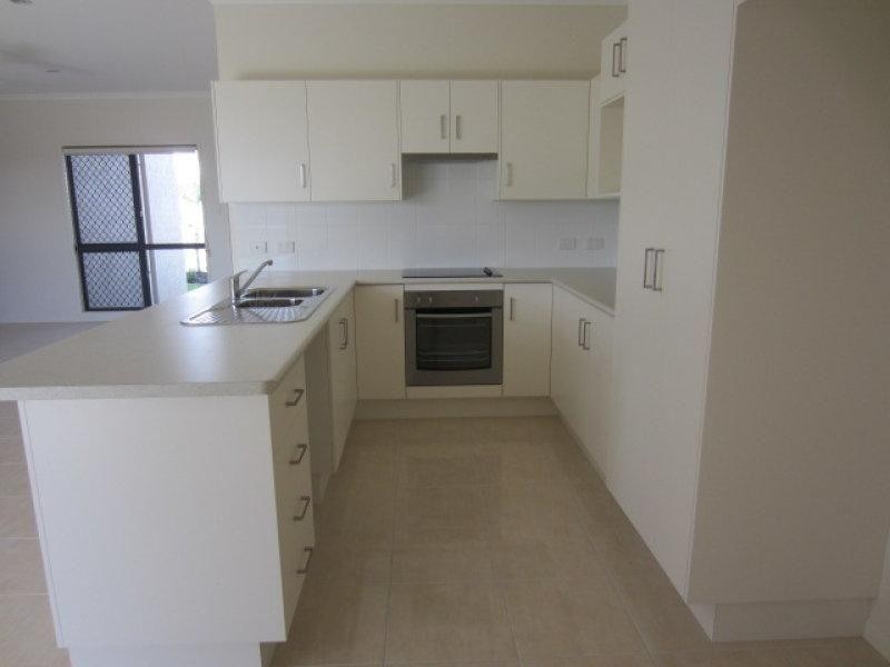 8 Jarvis Street, Burdell QLD 4818