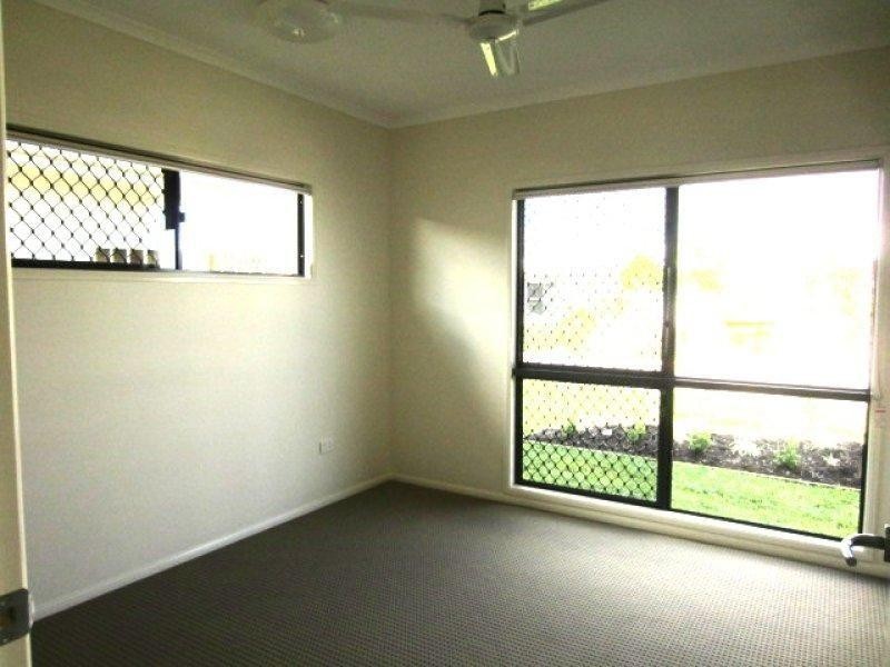 8 Jarvis Street, Burdell QLD 4818