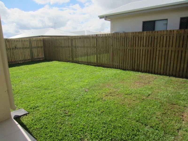 8 Jarvis Street, Burdell QLD 4818