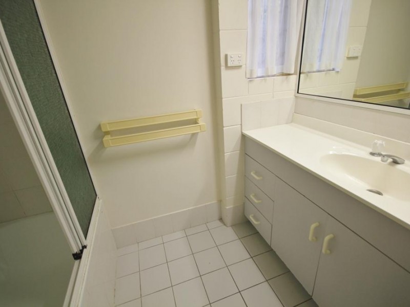 2/22 Mary Street, West End QLD 4810