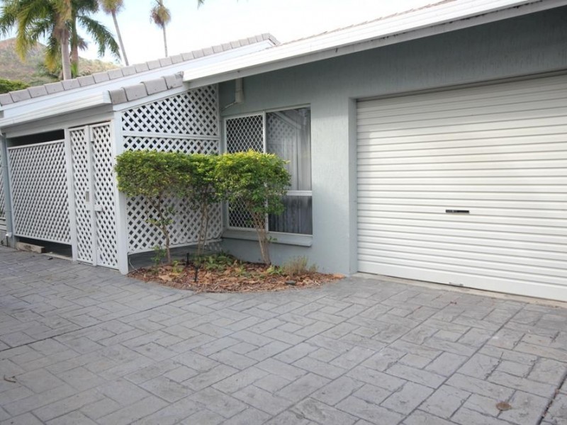 West End QLD 4810