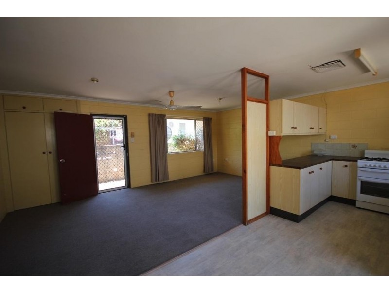 8/28 Echlin Street, West End QLD 4810