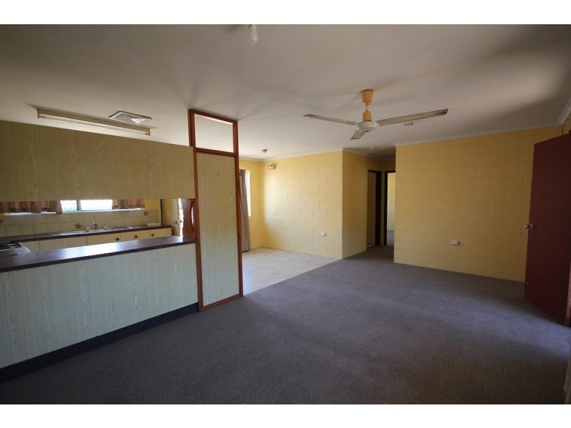 8/28 Echlin Street, West End QLD 4810