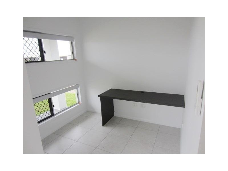 32 Velasco, Burdell QLD 4818