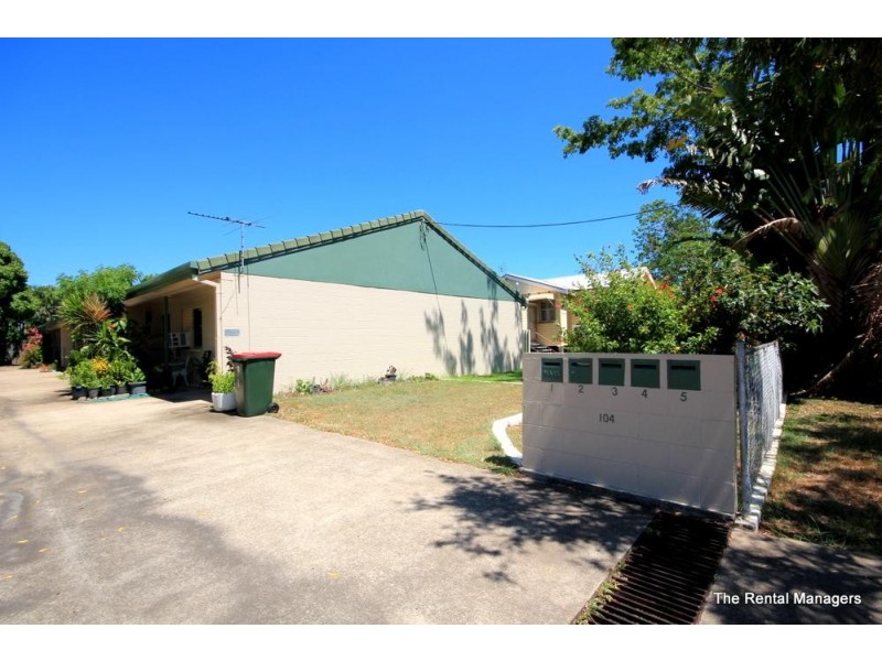 2/104 Railway Avenue, Railway Estate QLD 4810