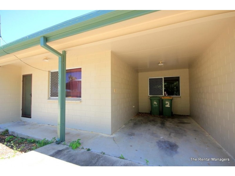 2/104 Railway Avenue, Railway Estate QLD 4810