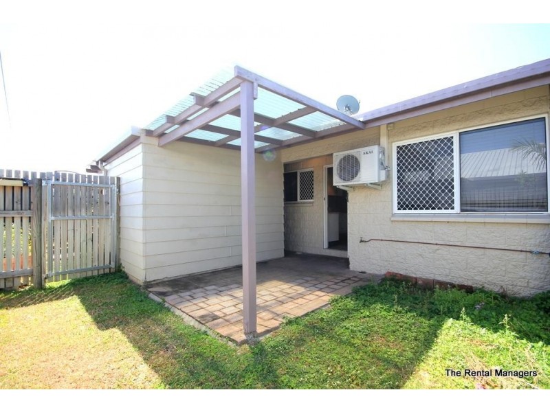 4/32 Henry Street, West End QLD 4810