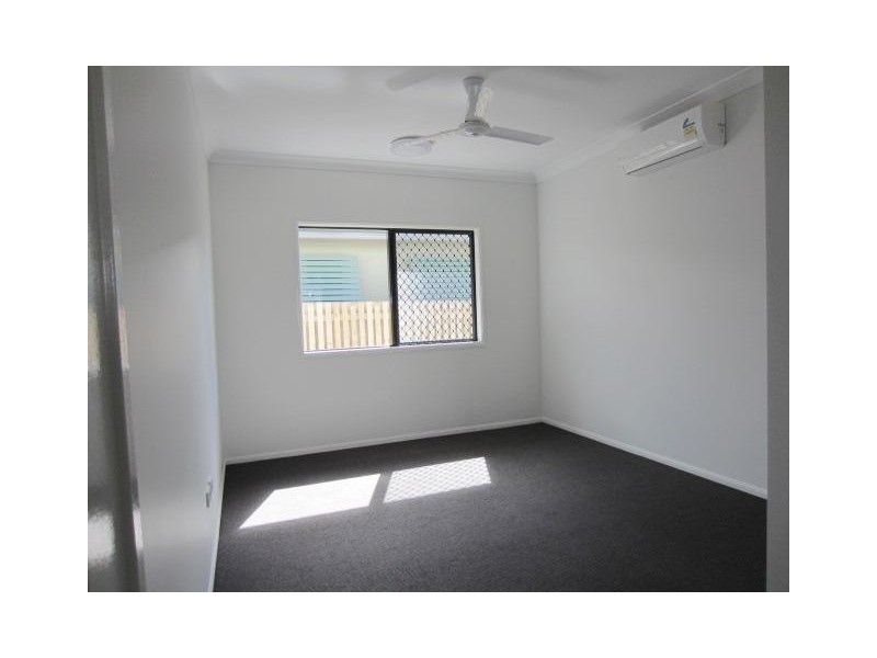 40 Izaro Circuit, Burdell QLD 4818