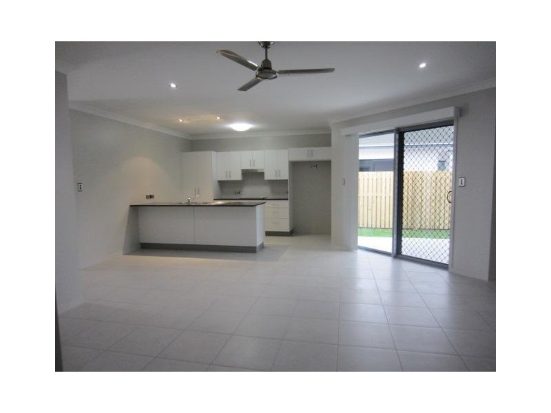 103 Daydream Circuit, Burdell QLD 4818