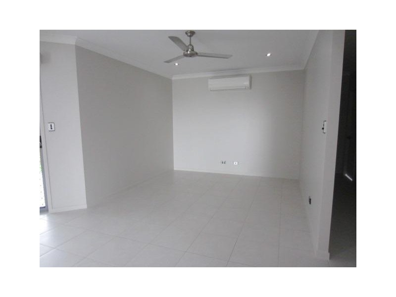 103 Daydream Circuit, Burdell QLD 4818