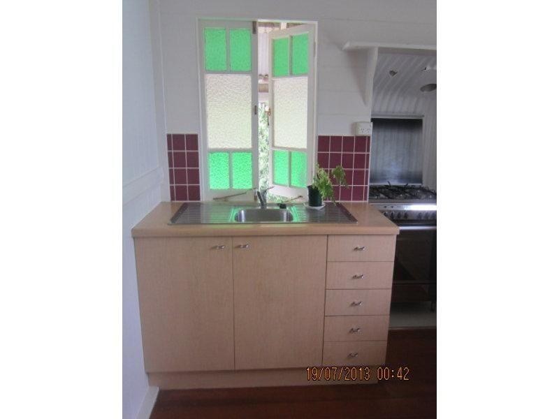 Railway Estate QLD 4810