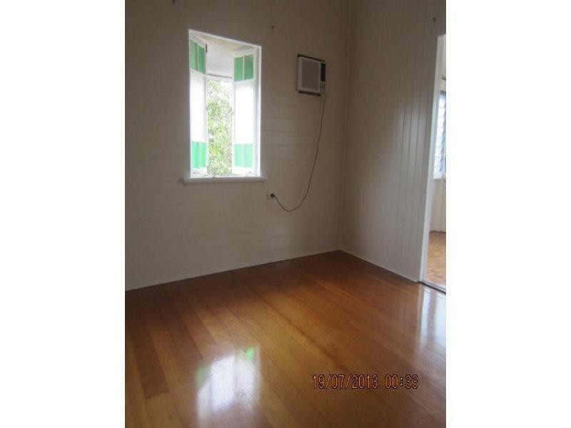 Railway Estate QLD 4810