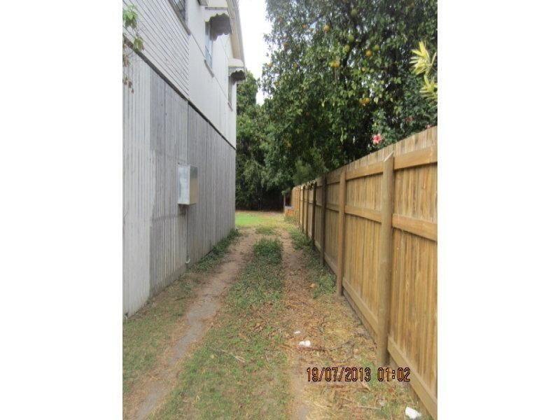 Railway Estate QLD 4810