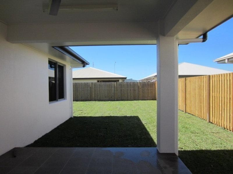 10 Molokai Street, Burdell QLD 4818