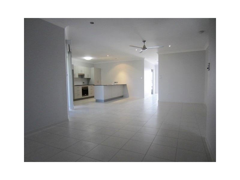 10 Molokai Street, Burdell QLD 4818