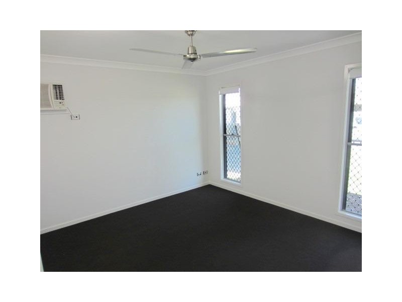 10 Molokai Street, Burdell QLD 4818