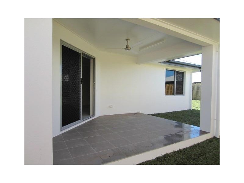 10 Molokai Street, Burdell QLD 4818