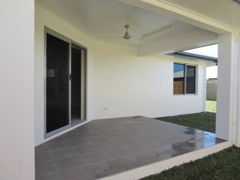 10 Molokai Street, Burdell QLD 4818