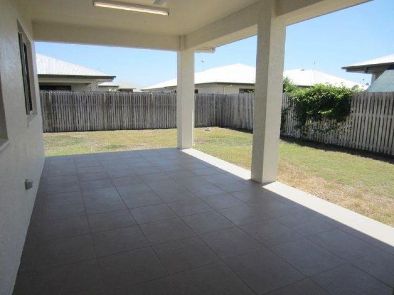 9 Lanai Avenue, Burdell QLD 4818