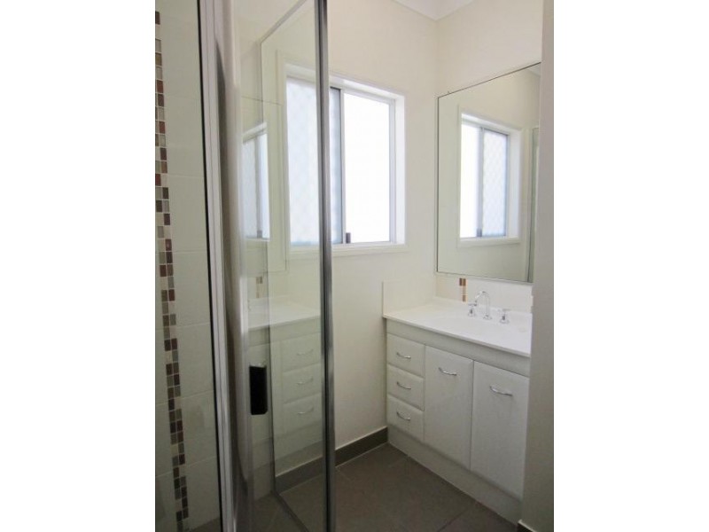 9 Lanai Avenue, Burdell QLD 4818