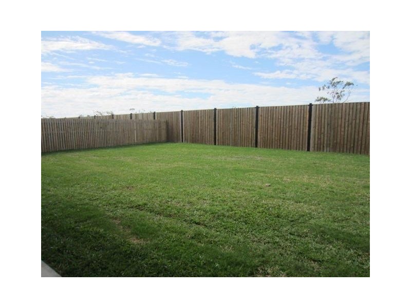 69 Iona Avenue, Burdell QLD 4818