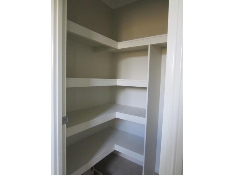 69 Iona Avenue, Burdell QLD 4818