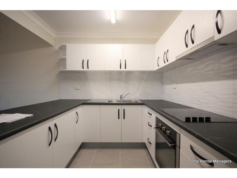 2/45 Hodel Street, Hermit Park QLD 4812