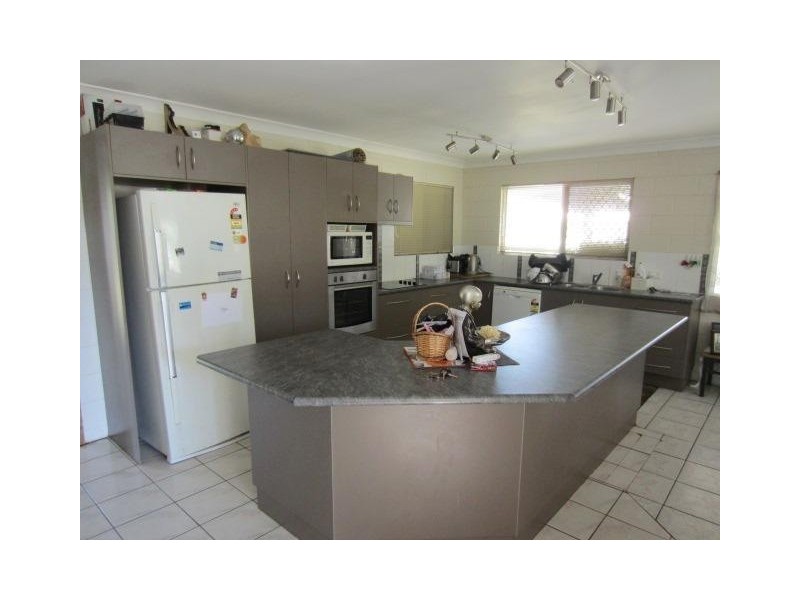 96 Marina Drive, Bushland Beach QLD 4818