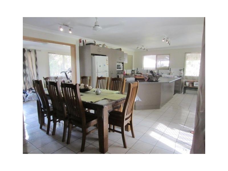 96 Marina Drive, Bushland Beach QLD 4818