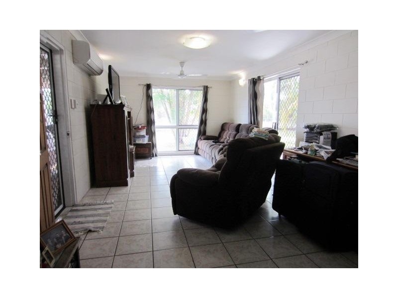 96 Marina Drive, Bushland Beach QLD 4818