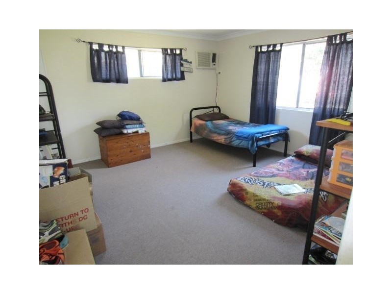 96 Marina Drive, Bushland Beach QLD 4818