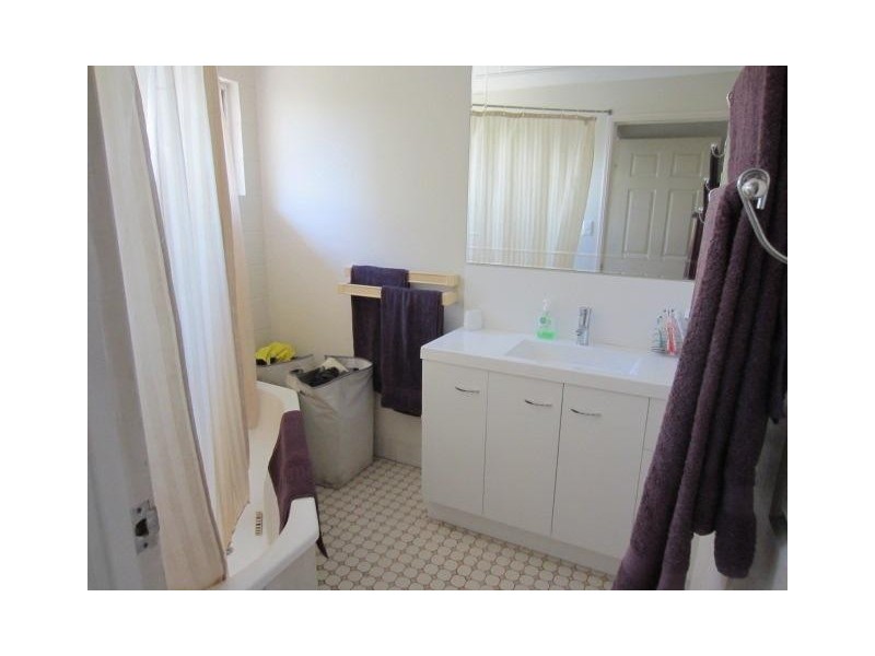 96 Marina Drive, Bushland Beach QLD 4818