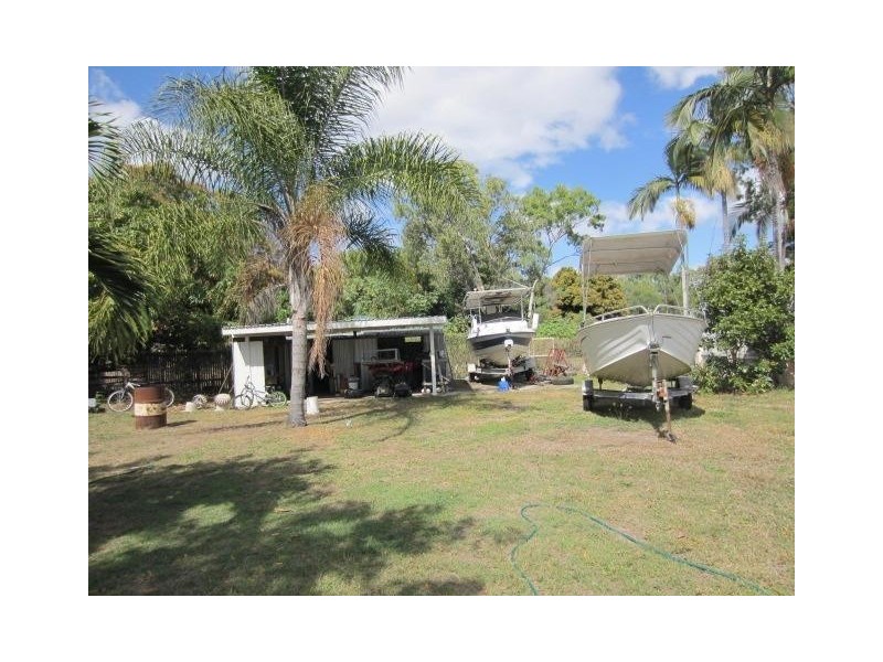 96 Marina Drive, Bushland Beach QLD 4818