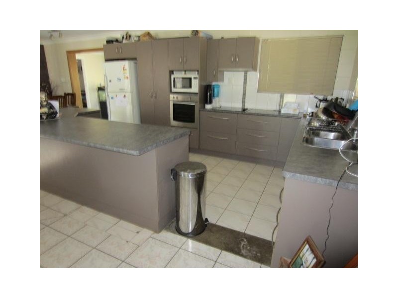 96 Marina Drive, Bushland Beach QLD 4818