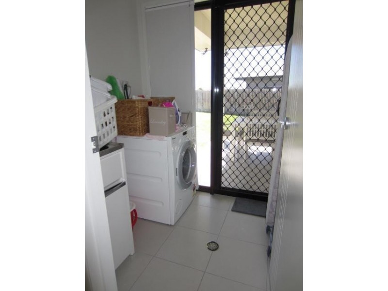 2 Kona Court, Burdell QLD 4818