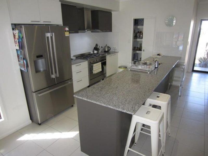 2 Kona Court, Burdell QLD 4818