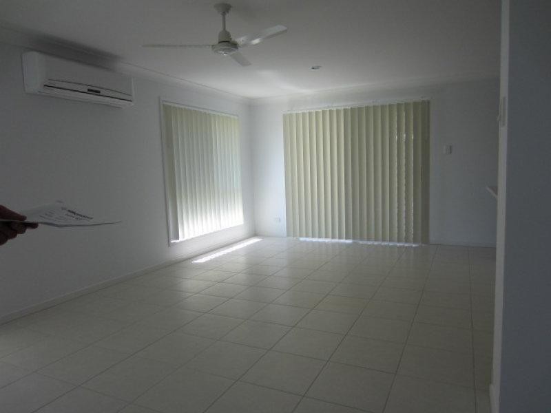 61 Sanctum Boulevard, Mount Low QLD 4818