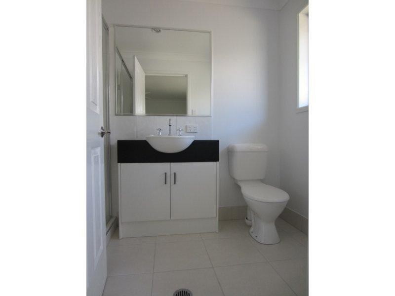 61 Sanctum Boulevard, Mount Low QLD 4818